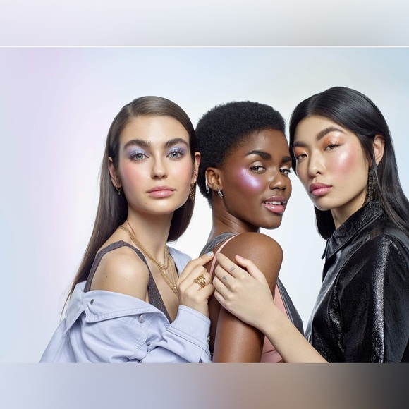 NEW Rimmel London Jelly Paradise Shaded Gel Bronzer 0.31 oz - Picture 3 of 3